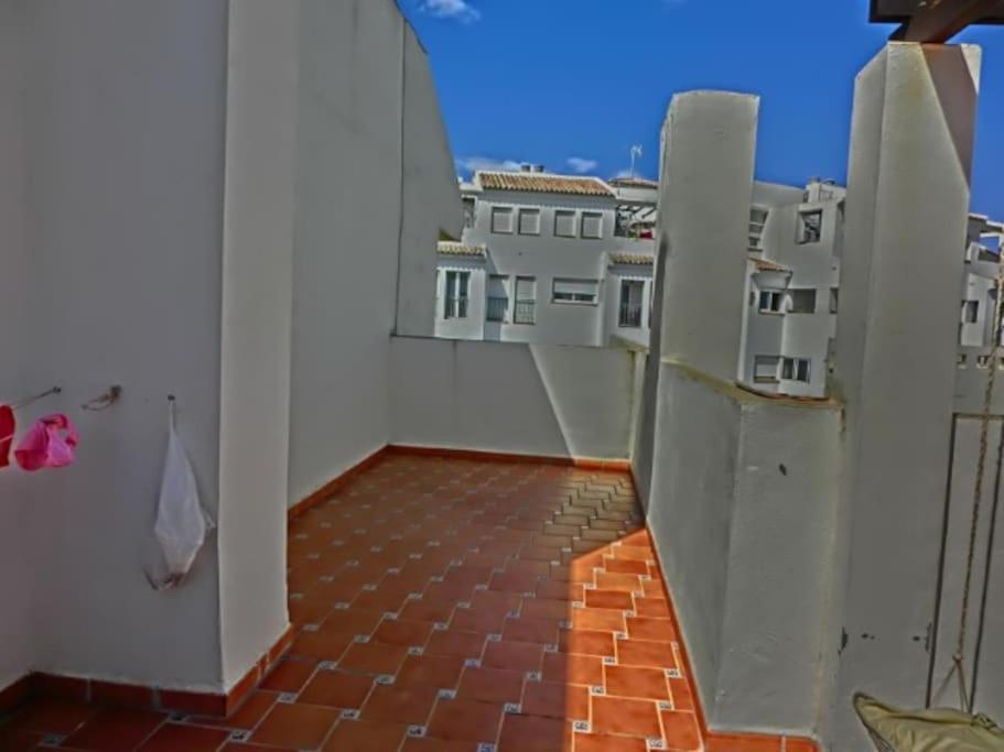 Apartamento Atico Buganvillas San Luis de Sabinillas Eksteriør bilde